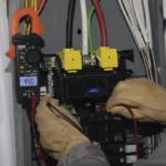 Amperímetro Digital de Gancho de Rango Automático de 400 A CA. - Image 8
