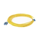 Jumper de Fibra Óptica Monomodo (OS2), XGLO, LC/UPC-SC/UPC Duplex, OFNR, Color Amarillo, 10 Metros - Image 4