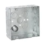 Caja Cuadrada 4 11/16 x 4 11/16"/ Profundidad de 2- 1/8"/ Cuenta 1 Entrada de 1/2" y 15 TKO  (1/2"-3/4").