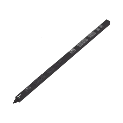 PDU Básico para Distribución de Energía, Enchufe de Entrada NEMA L6-30P, Con 20 Salidas C13 y 4 C19, de Instalación Vertical, 208 Vca, 30 Amp