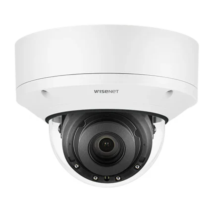 Cámara Domo 2MP con IA, Antivandalica / Lente Motorizado de 4.38  A 9.33mm / P-Iris, WDR 120dB / Ranura SD / IP66 IP67 IP6K9K IK10+ NEMA4X