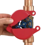 Dispositivo de Bloqueo LOTO para Válvulas de Compuerta, Para Diámetros de 3 a 6.5", Color Rojo - Image 6