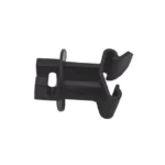 Aislador CLIP para uso en poste cerco eléctrico en poste tipo T - Image 2