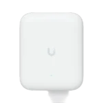 Access Point UniFi WiFi U7 Outdoor WiFi 7 802.11be doble banda, MU-MIMO 2x2 en cada banda, Puerto 2.5G, antena sectorial integrada 90° en 2.4 y 45° en 5 GHz, conectores para antenas omnidireccionales (incluidas), No incluye inyector POE