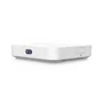 UniFi Cloud Gateway MAX, Router con todos los servicios UniFi, administra hasta 30 dispositivos UniFi y 300 clientes. 1 pto WAN 2.5G, 4 pts LAN 1G (uno configurable como WAN), seguridad IDS/IPS, VPN, bloqueo de apps/URLs, 512 GB memoria interna