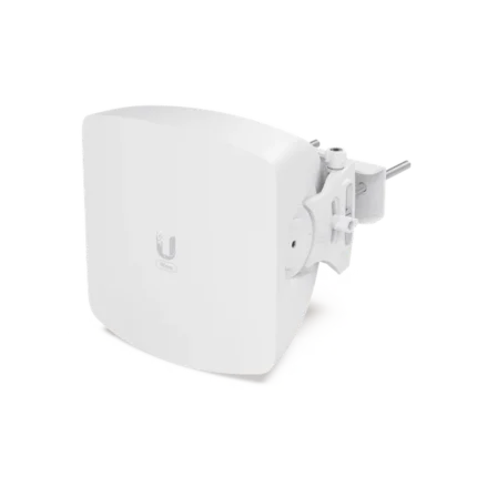 UISP Access Point Multipunto Tecnología Wave en 60 Ghz, hasta 15 estaciones, hasta 5.4 Gbps, respaldo en 5 Ghz. 1 puerto SFP+ 10G, 1 puerto 2.5g Gbps, con GPS